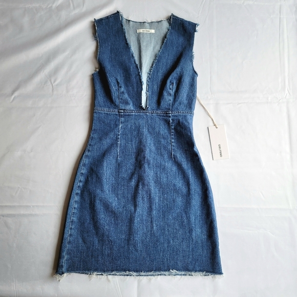 GRLFRND Dresses & Skirts - NWT GRLFRND "Estelle" Denim Dress - size XS
